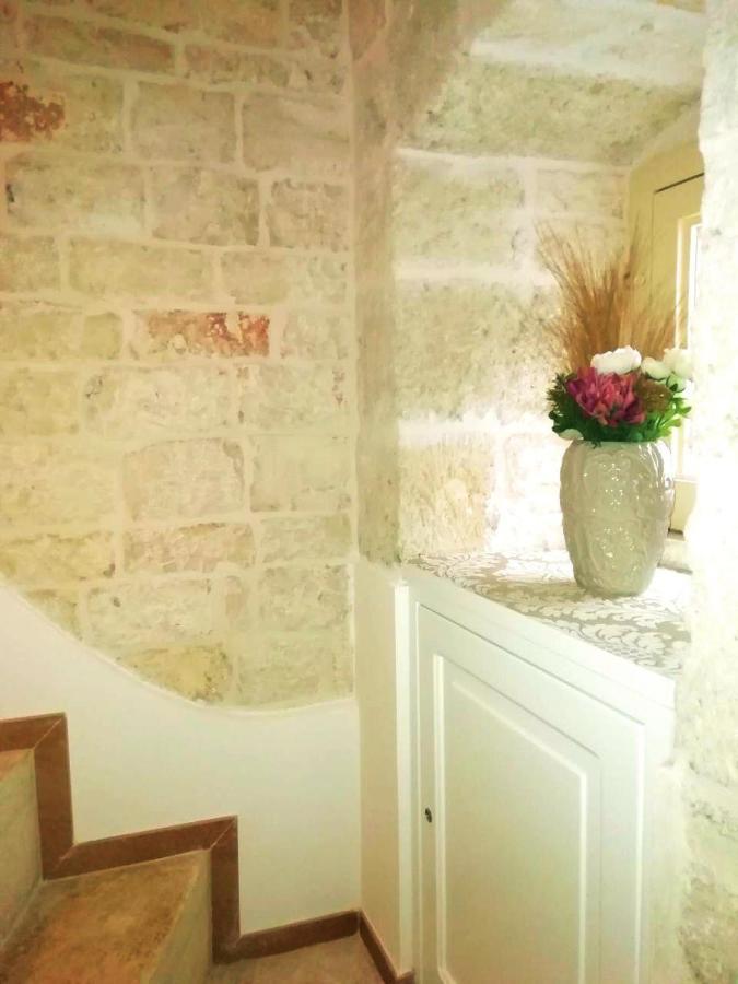 Beatrice Rooms Conversano Exteriör bild