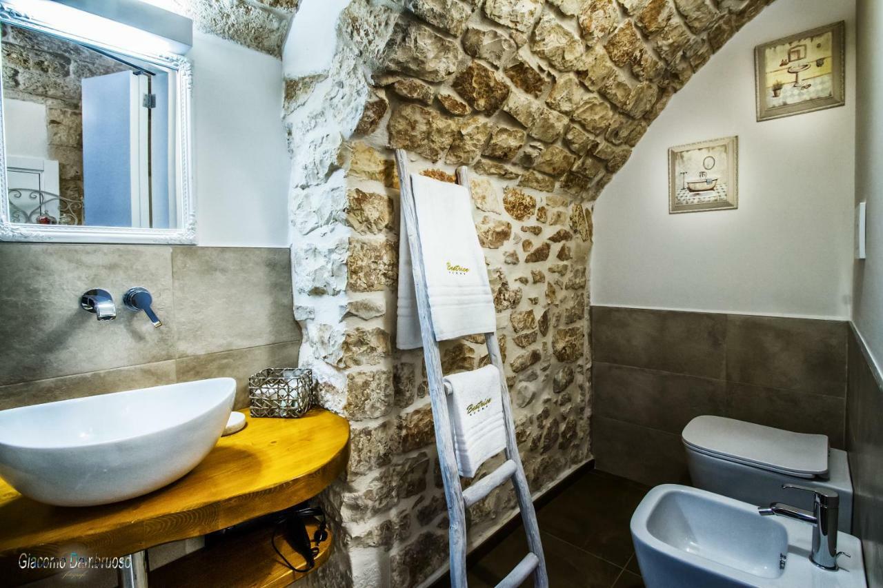 Beatrice Rooms Conversano Exteriör bild
