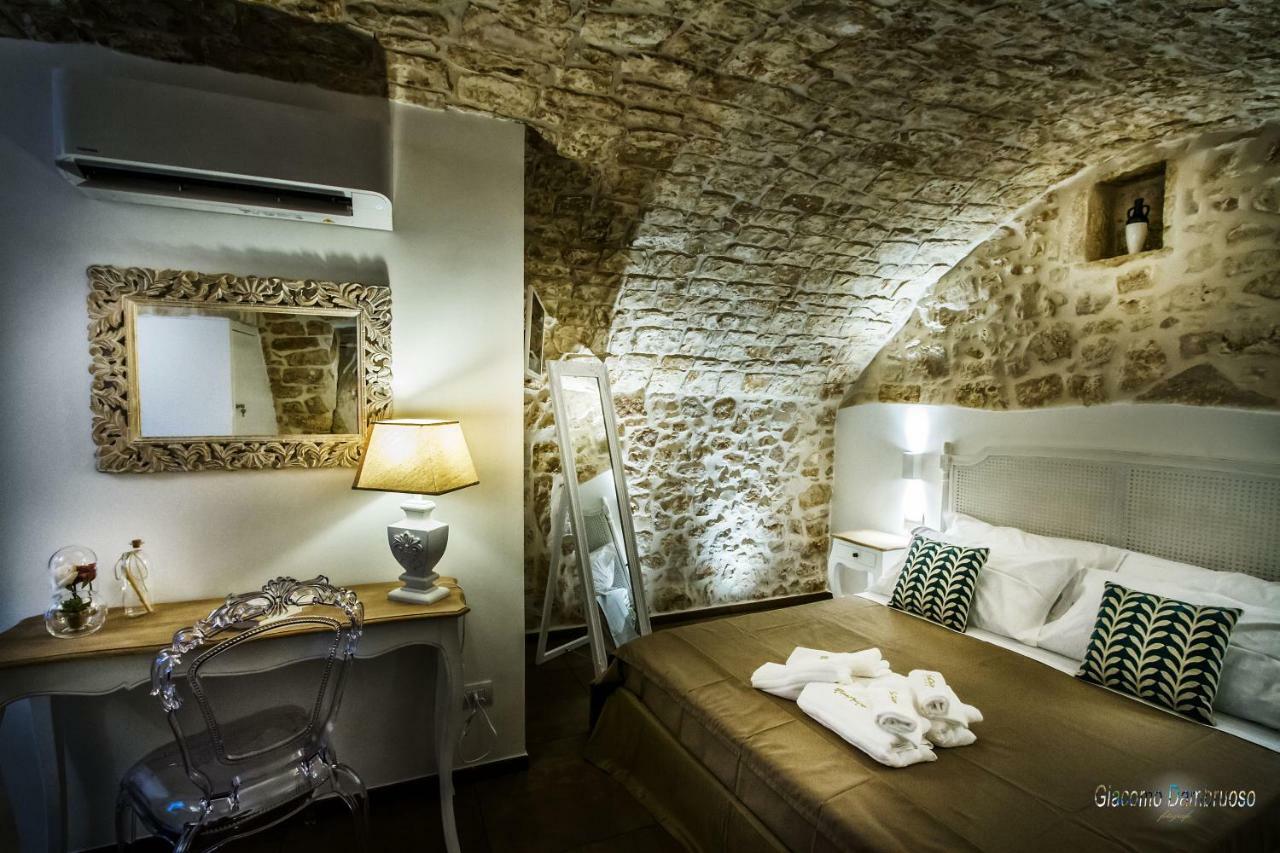 Beatrice Rooms Conversano Exteriör bild