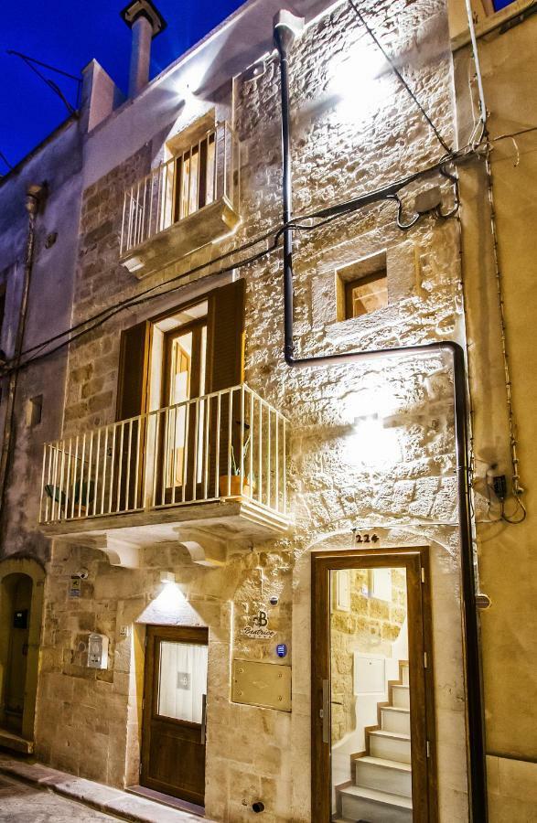 Beatrice Rooms Conversano Exteriör bild